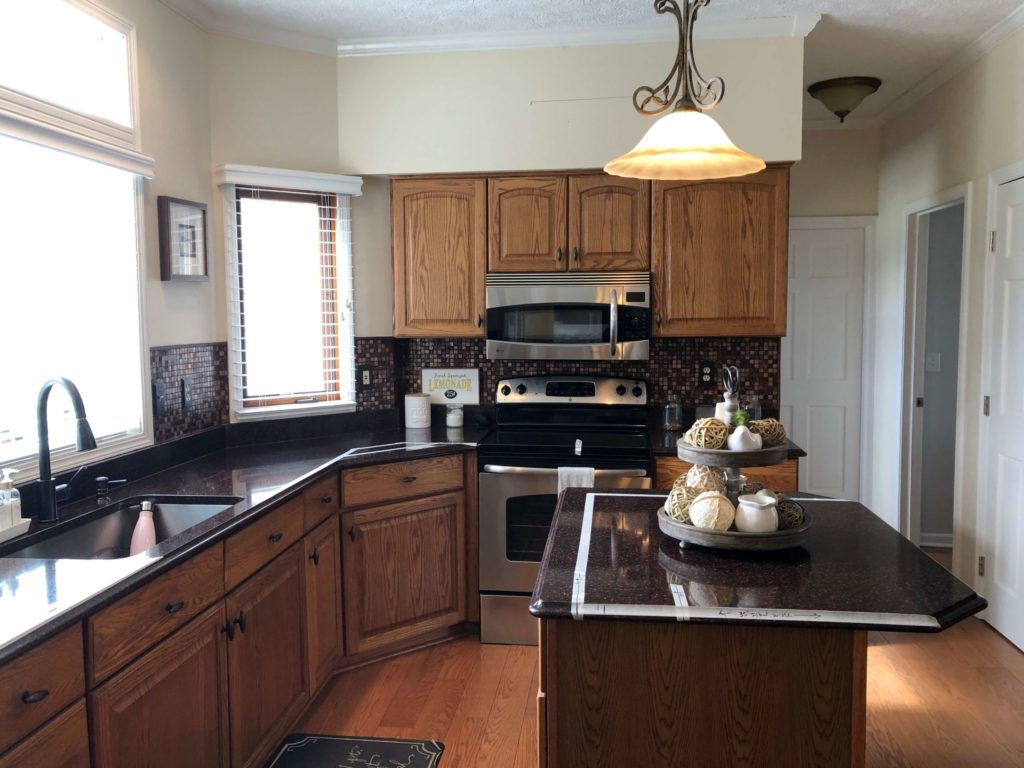 Kitchen Before Image Hudson Oh Lindsey Putzier Design Studio