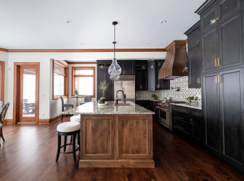 Decorating with Stained Trim & Cabinetry