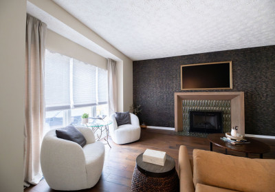 Gilded Drama: A Main-Floor Transformation in Copley, Ohio