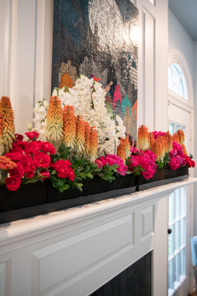 Flower arrangment in the living room on the fireplace - Hudson Home and Garden Show 2026, interior design, Lindsey Putzier