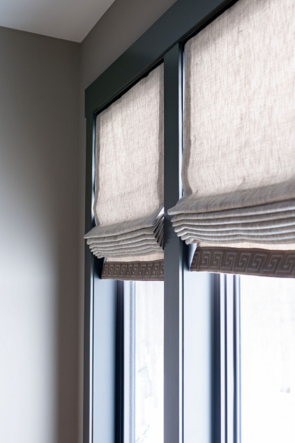 Neutral roman shades. Hudson Ohio interior design Lindsey Putzier 